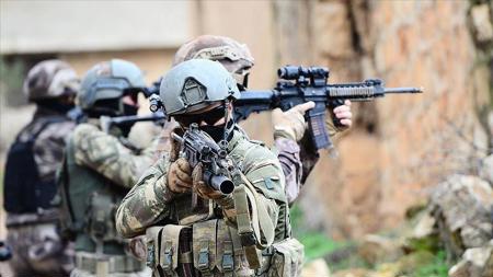 وزير الدفاع التركي: تحييد 1359 إرهابيًا منذ بداية العام
