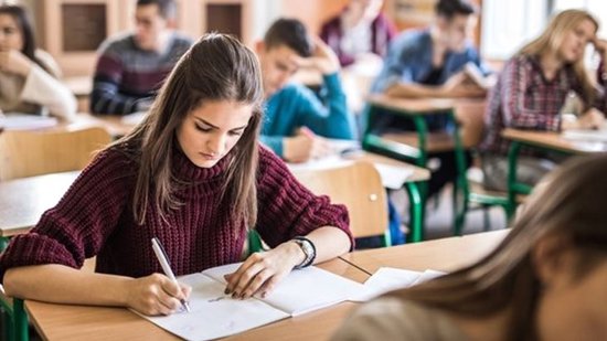 قرار هام بشأن امتحانات طلبة الجامعات في تركيا