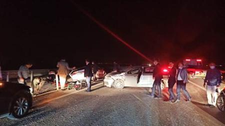 تعرض موكب وزير النقل التركي لحادث سير في قونية