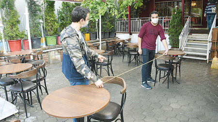 استعدادات مطاعم ومقاهي اسطنبول لعودة استقبال الزبائن