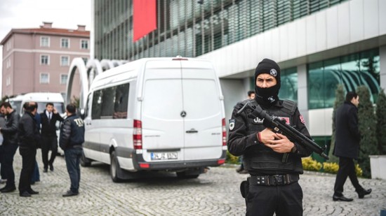 الشرطة التركية تعتقل 8 عراقيين وتبحث عن آخريْن لهذا السبب