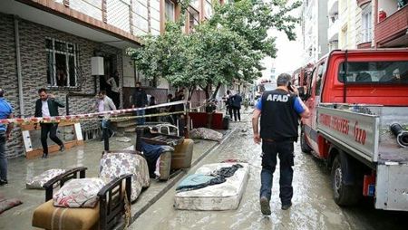 وفاة شاب فلسطيني بفيضانات اسطنبول