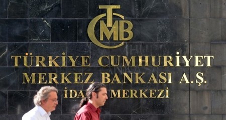 المركزي التركي يبقي على معدل الفائدة عند 8.25 بالمئة