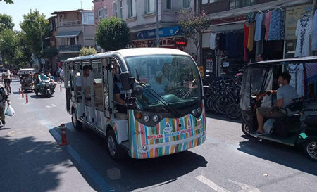 بلدية اسطنبول تختبر السيارات الكهربائية في جزر الأميرات