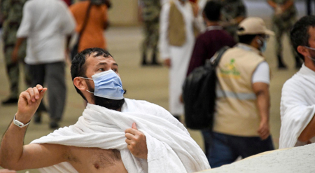 ضيوف الرّحمن يواصلون أداء الشعائر في أول أيّام التشريق