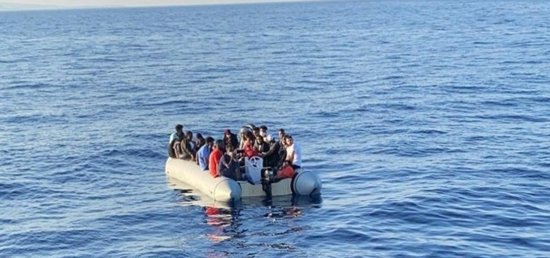 تركيا تنقذ 26 طالب لجوء في بحر إيجة