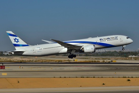 بداية ثمار التطبيع.. إسرائيل ستسير رحلات جوية إلى الإمارات