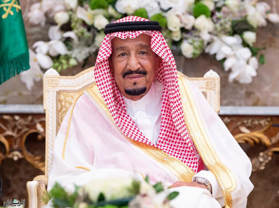 أمر ملكي سعودي بإقالة عدد من المسؤولين بتهمة الفساد