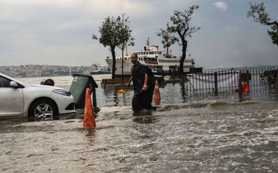باكستان تشاطر تركيا بوفاة 4 أشخاص بسبب الفيضانات