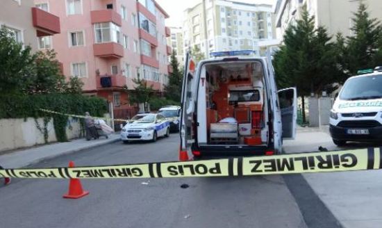 إصابة سائق سيارة اسعاف بهجوم مسلح في إسطنبول