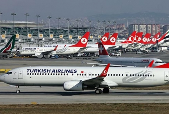 الخطوط التركية تنفي عزل مسافرين على متن إحدى رحلاتها