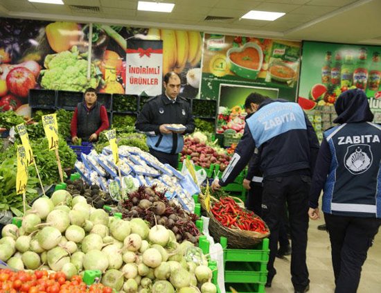 كيف كانت أسعار الخضروات والفواكه في اسطنبول ؟