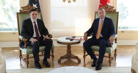 أردوغان يستقبل السراج في إسطنبول