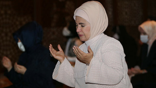 سيدة تركيا الأولى من بين أفضل 10 مسلمين مؤثرين