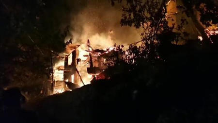 حريق كبير بأربع بيوت في أرتفين