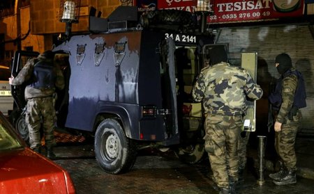 عملية أمنية ضخمة ضد منظمة غولن في إسطنبول