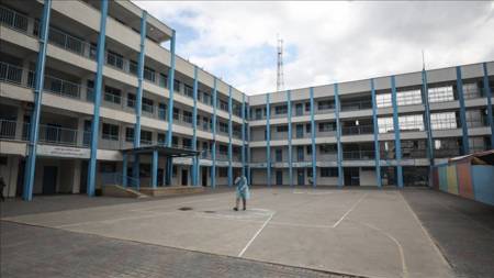 غزة تفتح مدارسها بعد إغلاق بسبب جائحة كورونا