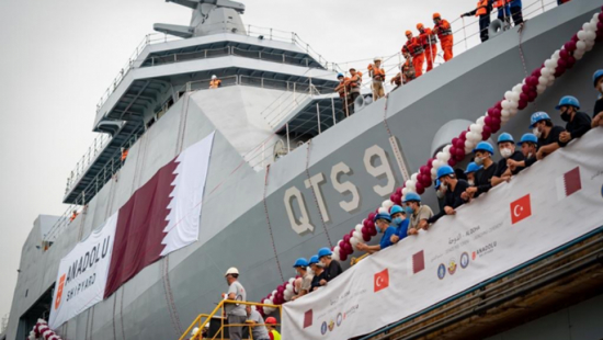 قطر تتسلم سفينة حربية تركية.. بعد زيارة أردوغان