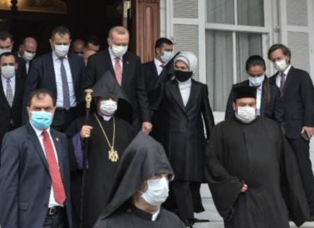 من كاتدرائية الأرمن..أردوغان يشيع أحد نواب حزبه