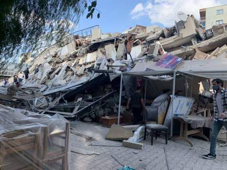 عاجل: مواطنون تحت الأنقاض جراء الزلزال 