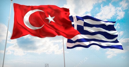 اليونان تعرب عن دعمها لتركيا جراء الزلزال المدمر
