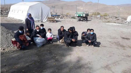 القبض على 12 مهاجرا غير شرعي أفغان بينهم نساء وأطفال