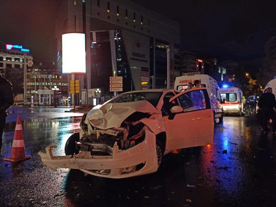 حادث سير مروع في أنقرة يوقع عددا من الجرحى