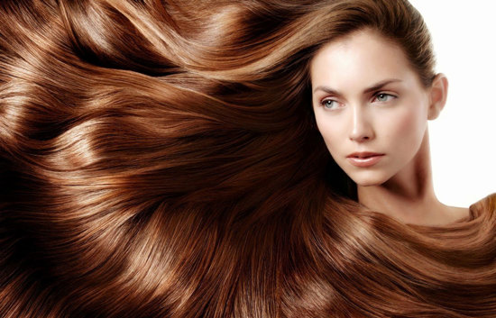 مكونات طبيعية ومتوفرة.. تجعل شعرك قويا ودائم اللمعان
