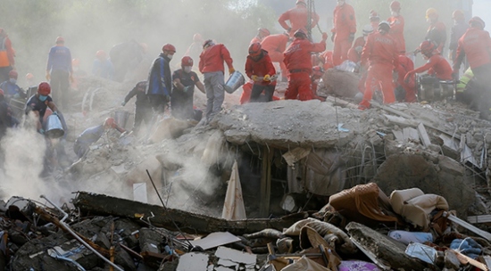 ارتفاع عدد وفيات زلزال إزمير إلى 117 شخصًا