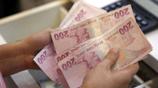 اقتراح 4 ألاف ليرة الحد الأدنى للأجور في تركيا