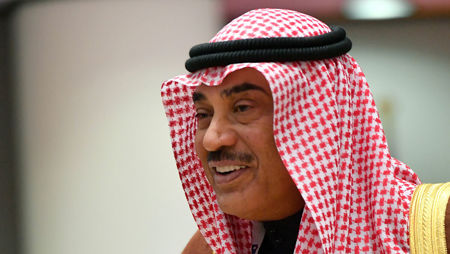عاجل: أمير الكويت يكلف صباح الخالد بتشكيل الحكومة