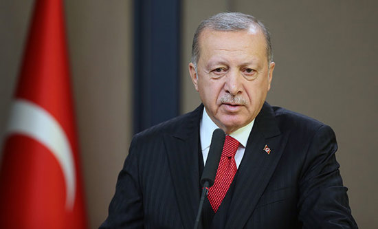 أردوغان يدين التصريحات العنصرية بحق مساعد مدرب "باشاك شهير"