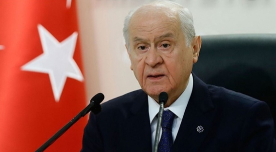 رئيس حزب الحركة القومية التركي يستعد لتلقي لقاح فايروس كورونا