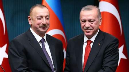 تركيا توقع على مشروع خط أنابيب الغاز الطبيعي مع أذربيجان
