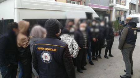 الشرطة التركية تلقي القبض على  28 مواطن أجنبي لهذه الأسباب