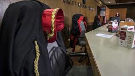 تغيير أماكن عمل العديد من القضاة والمدعين العامين في تركيا