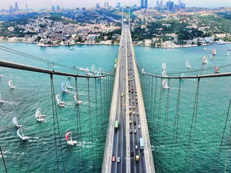 قرار حول زيادة رسوم عبور الجسور السريعة في مدينة إسطنبول