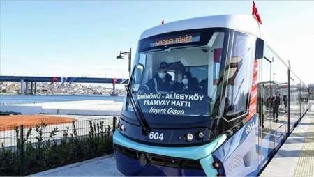 إسطنبول: افتتاح القسم الأول من خط ترام واي إمينونو - علي بيه كوي