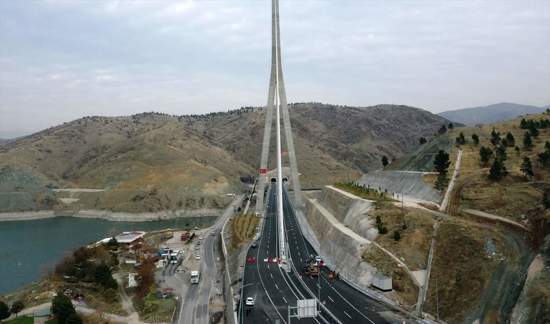 بمشاركة أردوغان..افتتاح جسر "كومورهان" شرقي تركيا