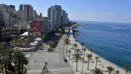 لبنان: إغلاق شامل لثلاثة أسابيع لمواجهة فيروس كورونا.
