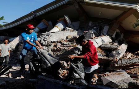 آخر تطورات زلزال إندونيسيا العنيف.. ضرب المنطقة صباح الجمعة الباكر