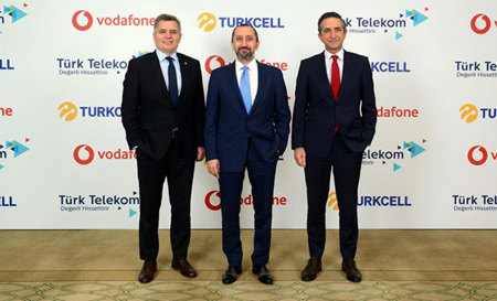 عمالقة الاتصالات التركية تبرم اتفاقية تاريخية لدعم التطبيقات المحلية