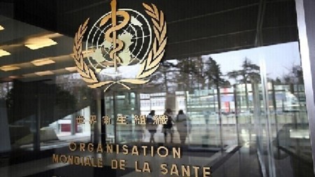 الصحة العالمية تعلن معارضتها لشرط التطعيم ضد كورونا للسفر