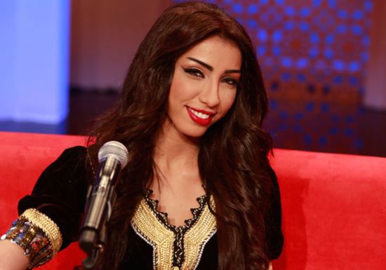 الحكم بالسجن سنة نافذة في حق المغنية المغربية دنيا بطمة