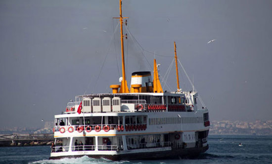 إلغاء أغلب الرحلات البحرية في إسطنبول.. وتحذيرات متواصلة