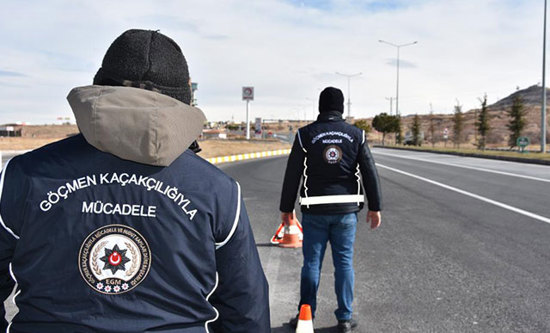 ضبط آلاف المطلوبين في حملة أمنية موسعة في تركيا