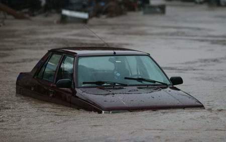 ارتفاع ضحايا فيضانات إزمير  إلى شخصين.. وخسائر مادية معتبرة