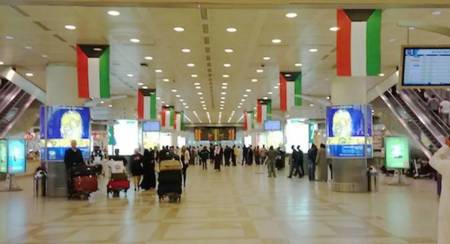 الكويت تقرر منع دخول الأجانب حتّى إشعار آخر.. ضمن إجراءات فيروس كورونا