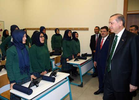 تركيا: تعيين 20 ألف مدرس إضافي خلال الأشهر القليلة القادمة