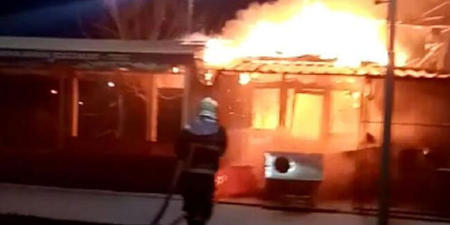 اخماد حريق في مقهى بمدينة مرسين